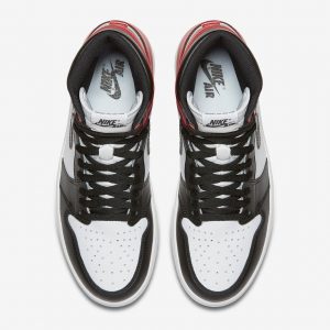 air-jordan-1-retro-high-og-black-toe-top